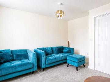 2 bedroom terraced house to rent