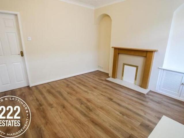 2 bedroom terraced house to rent