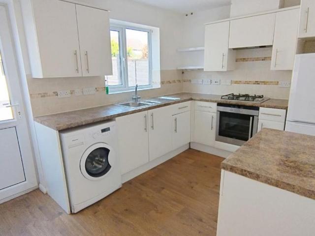2 bedroom terraced house to rent