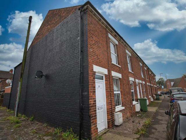 2 bedroom terraced house to rent