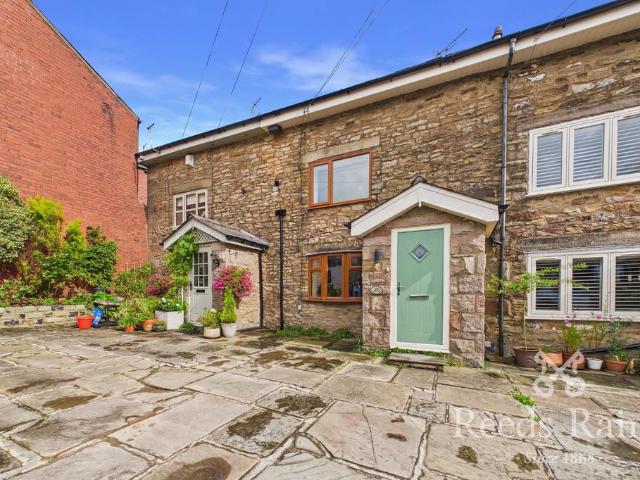 2 bedroom terraced house to rent