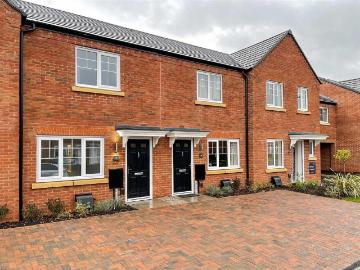2 bedroom terraced house to rent