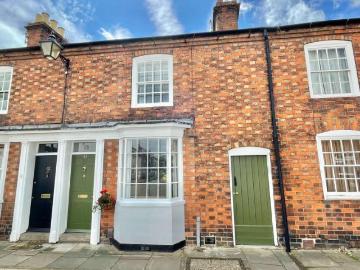 2 bedroom terraced house to rent