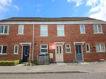 2 bedroom terraced house to rent