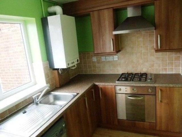 2 bedroom terraced house to rent