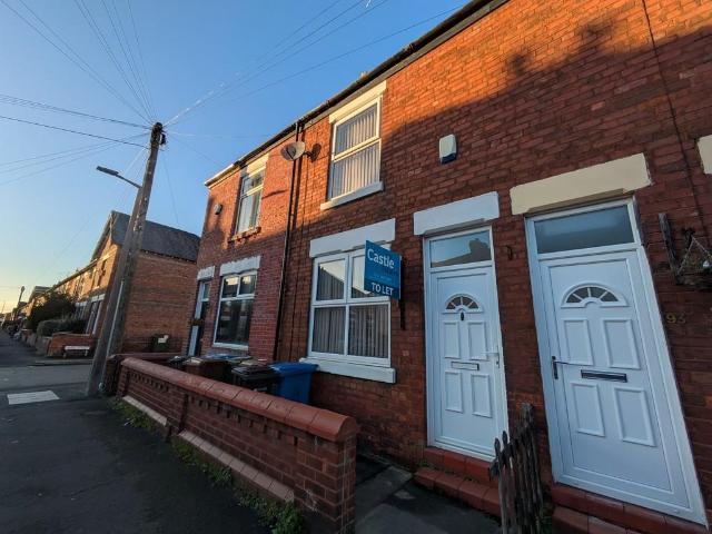 2 bedroom terraced house to rent
