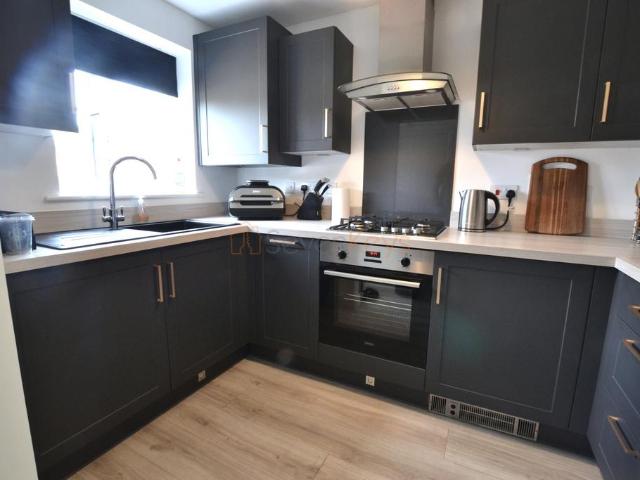 2 bedroom terraced house to rent