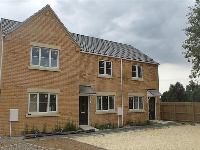 2 bedroom terraced house to rent