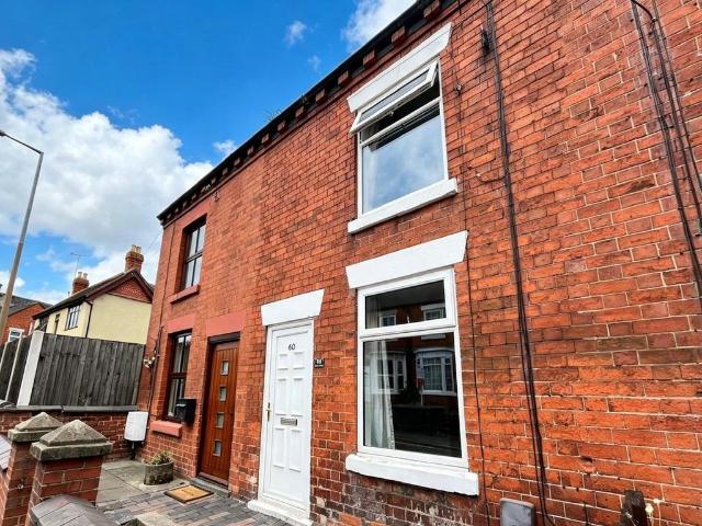2 bedroom terraced house to rent