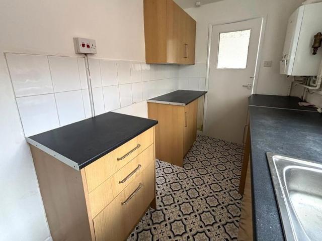 2 bedroom terraced house to rent