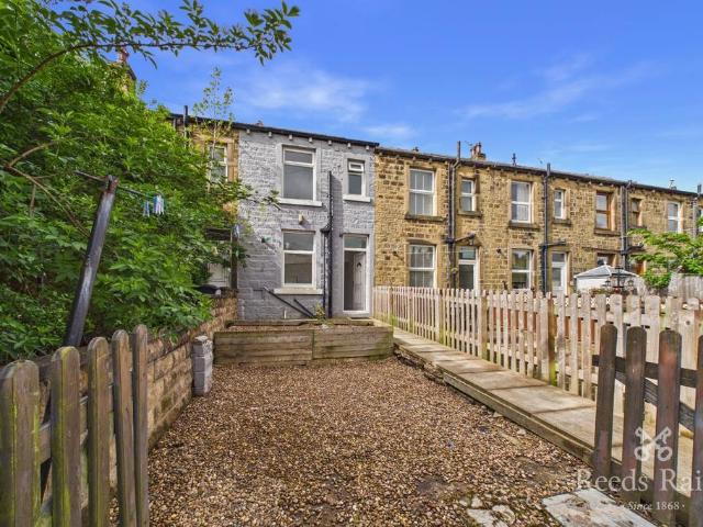 2 bedroom terraced house to rent