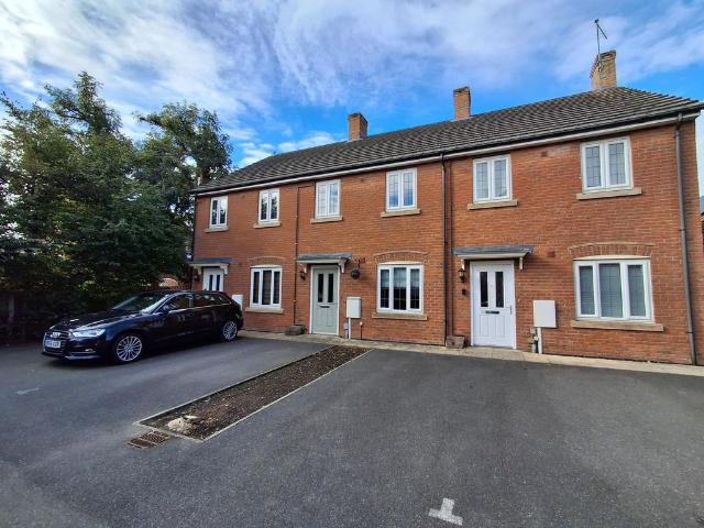 2 bedroom terraced house to rent