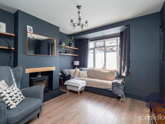 2 bedroom terraced house to rent