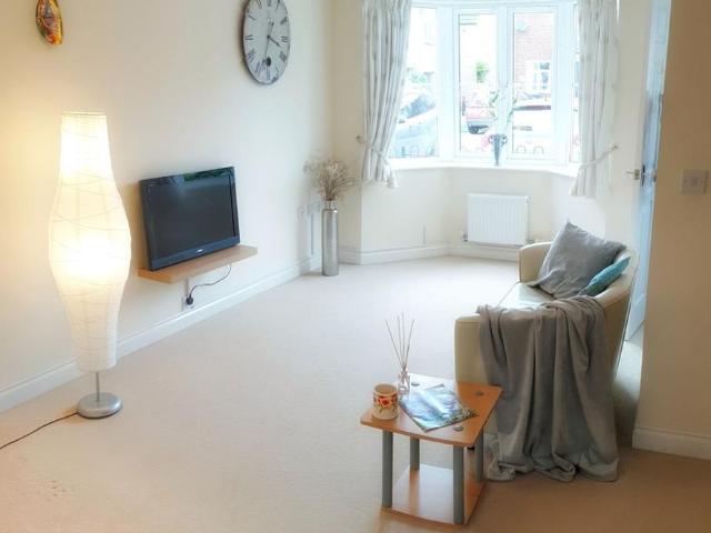 2 bedroom terraced house to rent