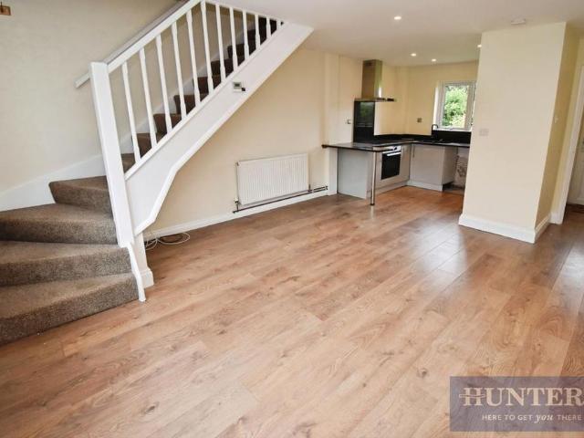 2 bedroom terraced house to rent