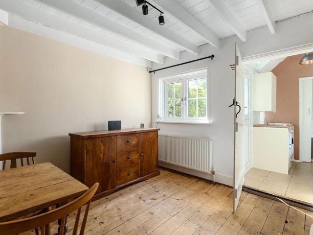 2 bedroom terraced house to rent