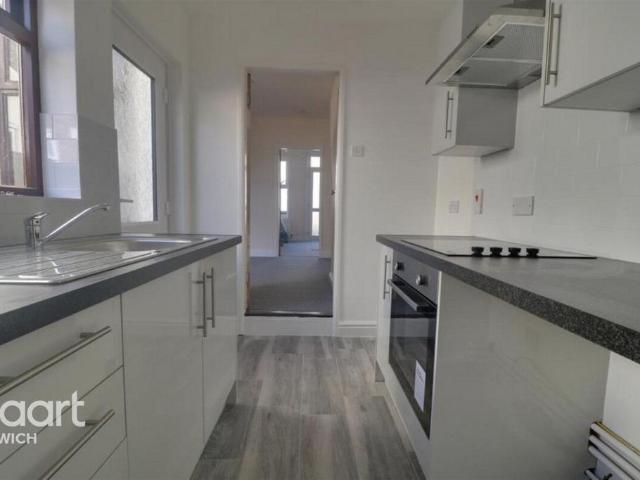 2 bedroom terraced house to rent