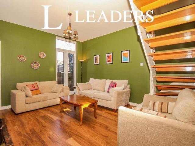 2 bedroom terraced house to rent