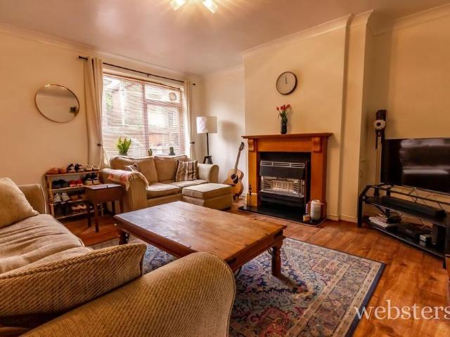2 bedroom terraced house to rent
