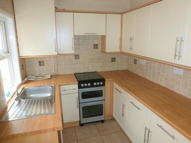 2 bedroom terraced house to rent
