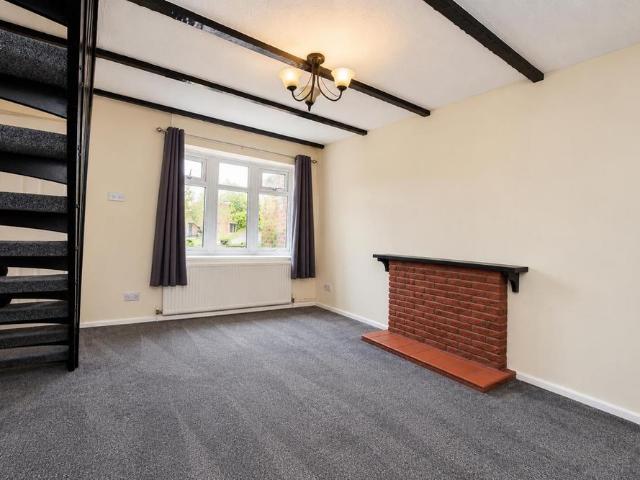2 bedroom terraced house to rent