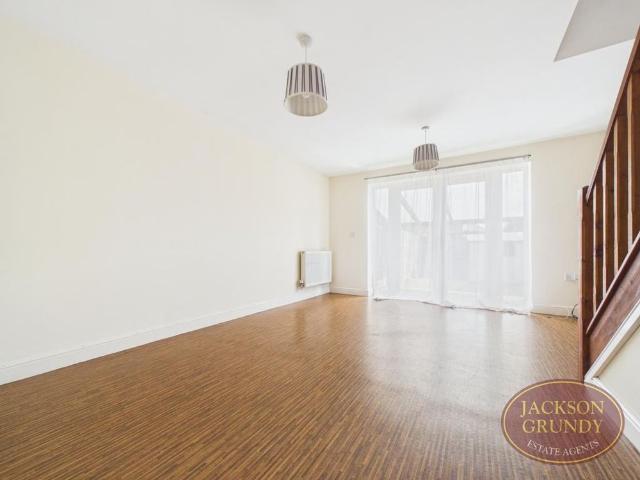 2 bedroom terraced house to rent