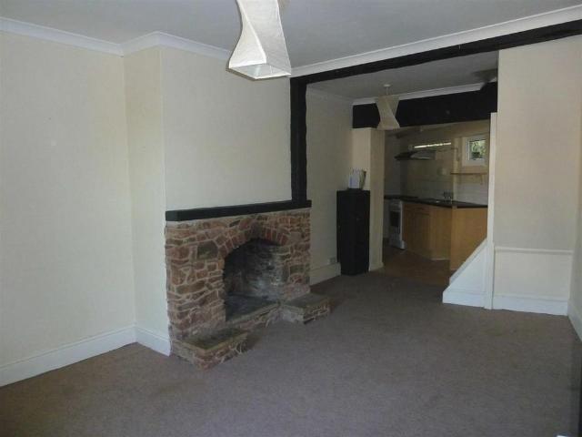 2 bedroom terraced house to rent
