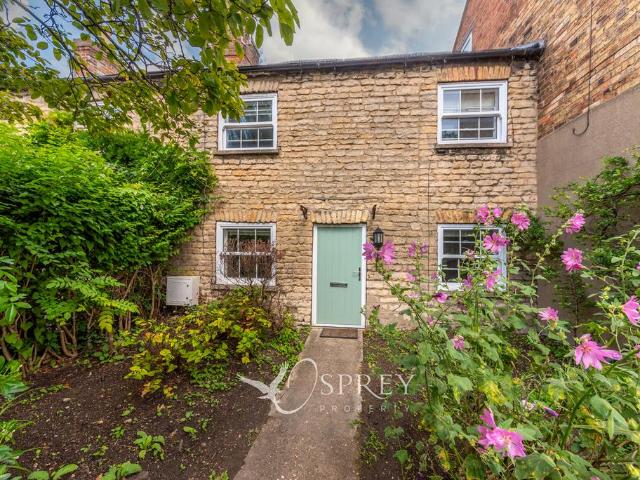 2 bedroom terraced house to rent