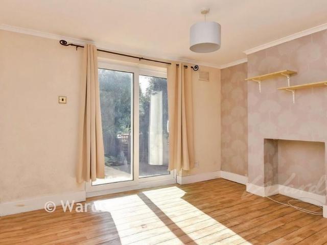 2 bedroom terraced house to rent