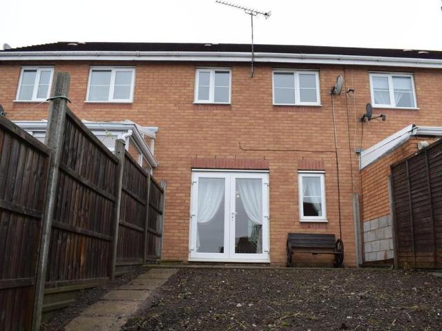 2 bedroom terraced house to rent
