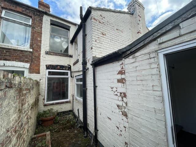 2 bedroom terraced house to rent