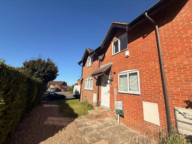 2 bedroom terraced house to rent