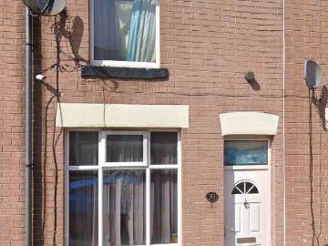 2 bedroom terraced house to rent
