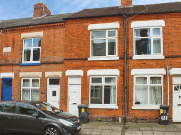 2 bedroom terraced house to rent