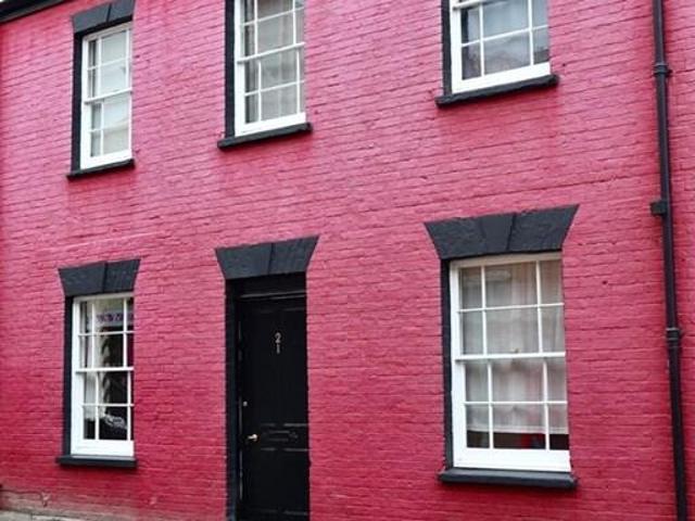 2 bedroom terraced house to rent
