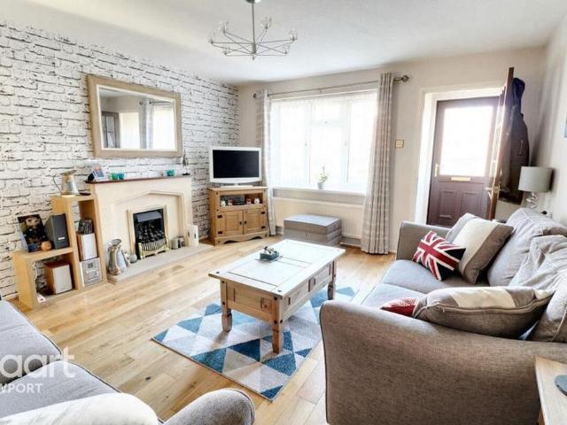 2 bedroom terraced house to rent