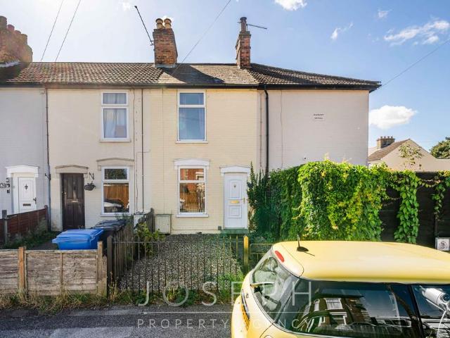 2 bedroom terraced house to rent