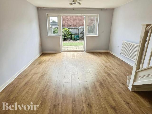 2 bedroom terraced house to rent