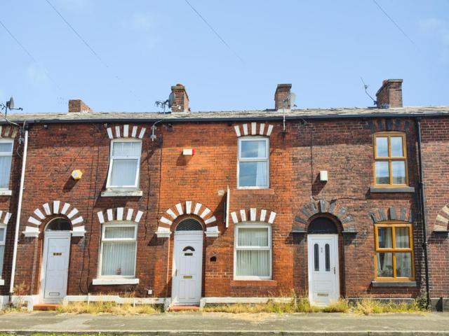 2 bedroom terraced house to rent