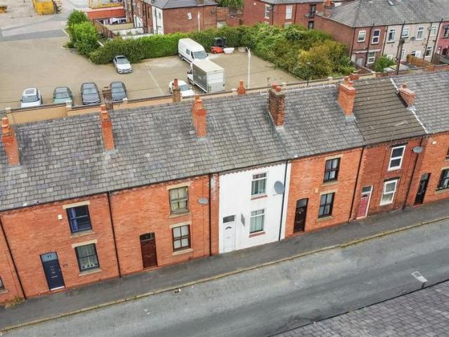 2 bedroom terraced house to rent