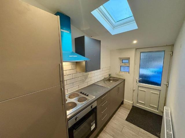 2 bedroom terraced house to rent
