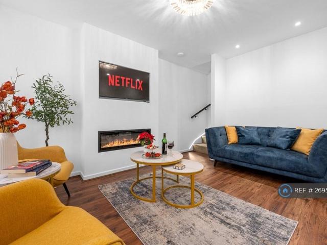 2 bedroom terraced house to rent