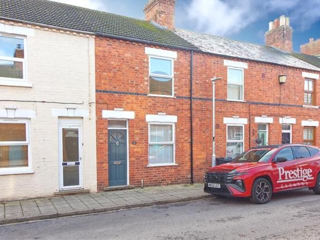 2 bedroom terraced house to rent