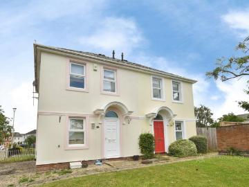 2 bedroom terraced house to rent