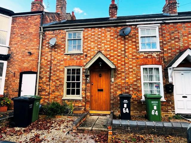 2 bedroom terraced house to rent
