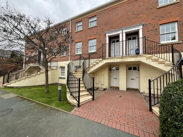 2 bedroom terraced house to rent