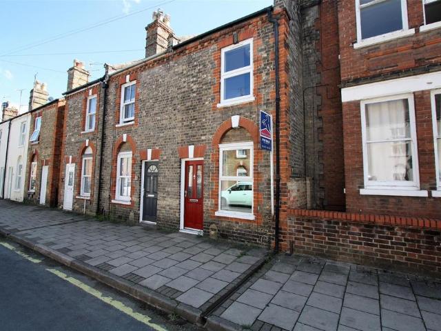 2 bedroom terraced house to rent