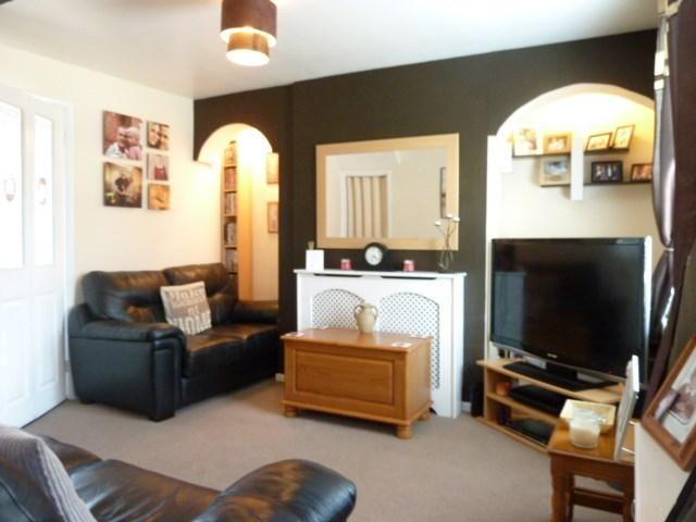 2 bedroom terraced house to rent