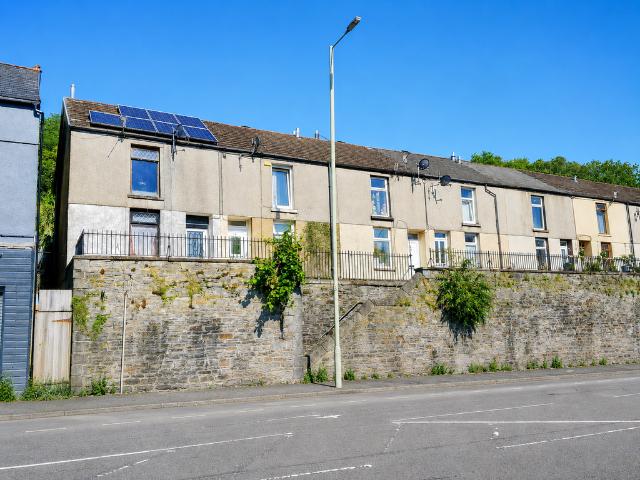 2 bedroom terraced house to rent