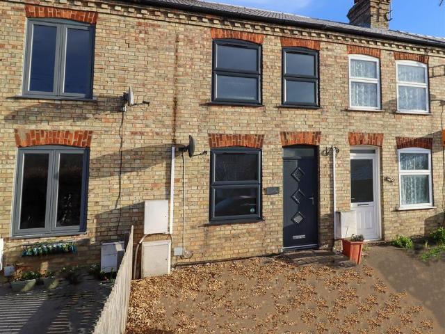 2 bedroom terraced house to rent
